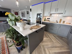 Photo 9- click for photo gallery